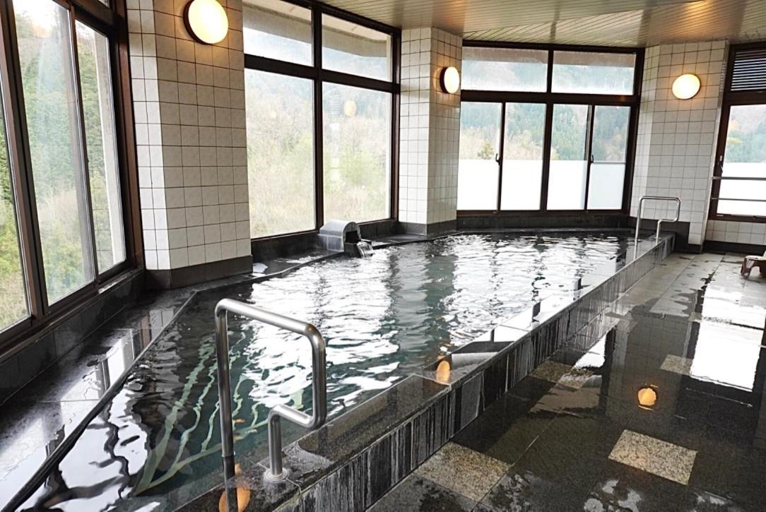 Green Spa Tsutsuga Akiota Exteriör bild